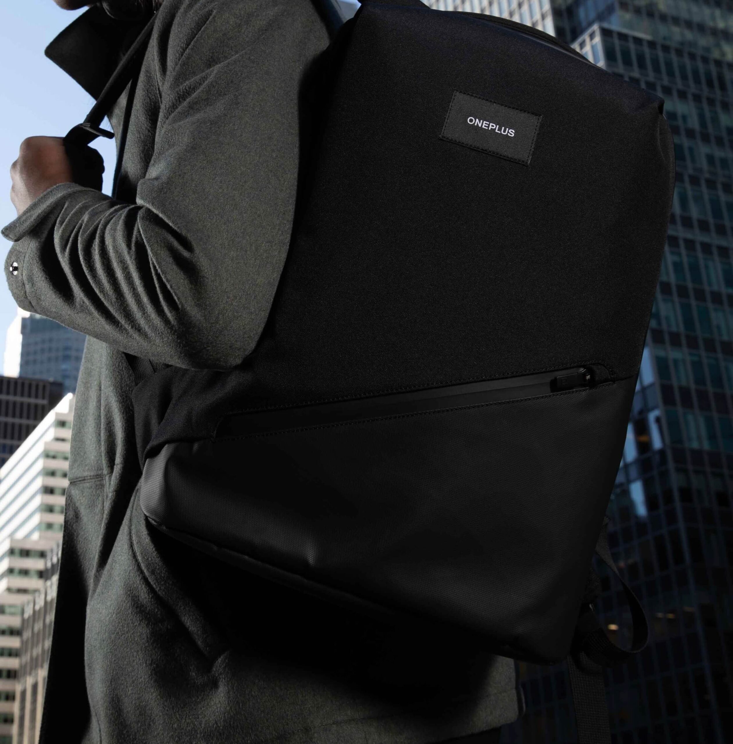 OnePlus Urban Traveler Backpack charcoal black in pakistan