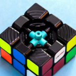 The structure design of the inner anti-rotation angle of the corner block makes it very difficult to turn the corner, to a certain extent to avoid cheating in the competition